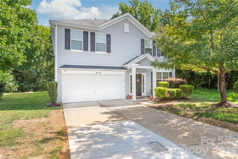 6404 Lanzerac Manor Drive, Charlotte, NC - 4 beds, 2.5 baths, 2,822 sqft - $469,000