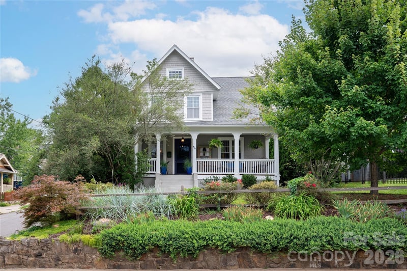 46 E Chestnut Street, Asheville, NC - 3 beds, 2.5 baths, 1,715 sqft - $799,000