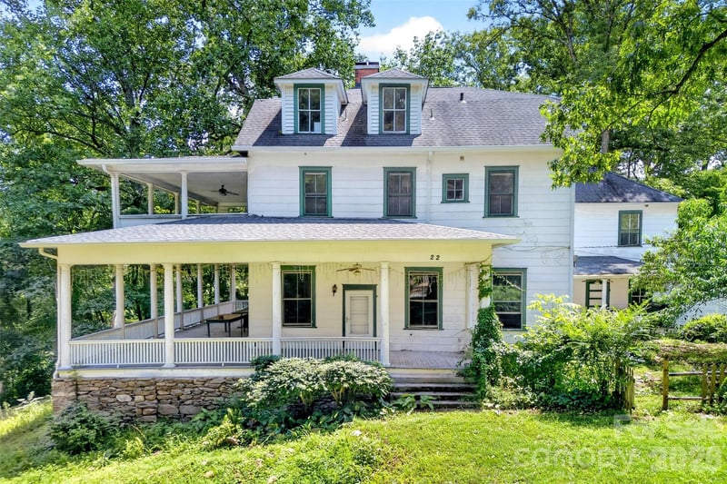 22 Woodbend Lane, Black Mountain, NC - 6 beds, 5 baths, 3,527 sqft - $599,000