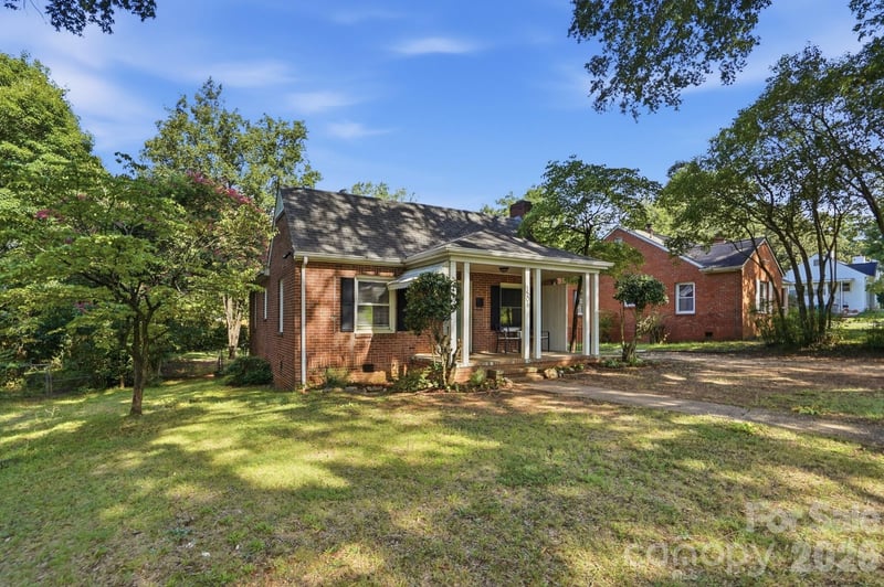 1506 Coker Avenue, Charlotte, NC - 2 beds, 1 bath, 1,044 sqft - $339,900