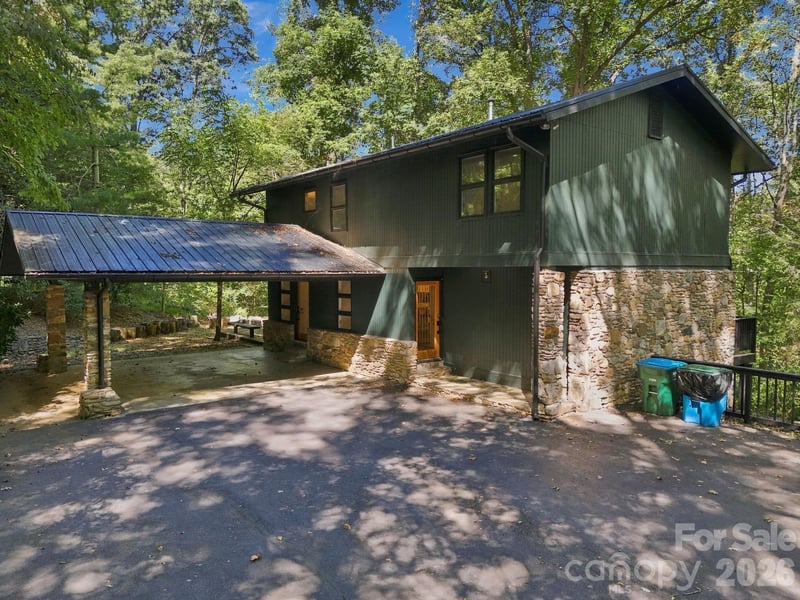 109 Overlook Road, Asheville, NC - 3 beds, 3 baths, 2,964 sqft - $850,000