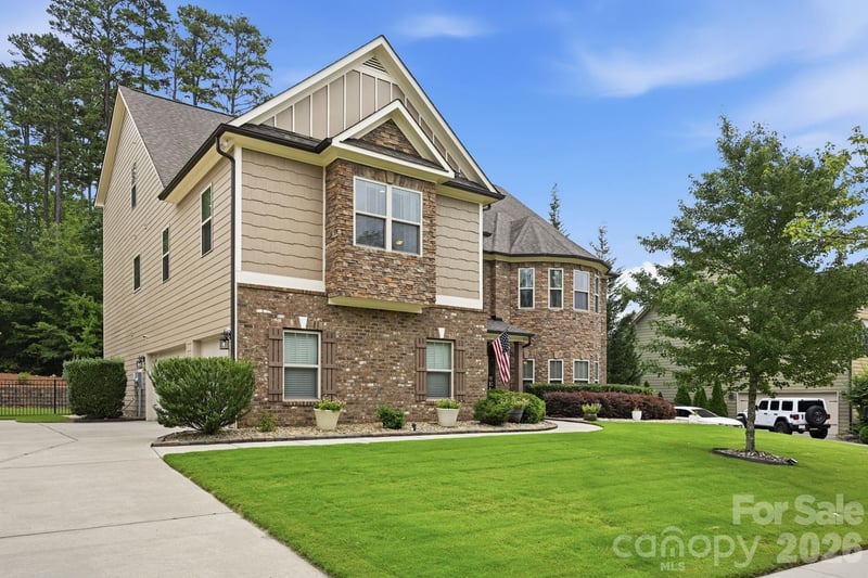 13410 Crystal Springs Drive, Huntersville, NC - 6 beds, 5.5 baths, 6,086 sqft - $990,000