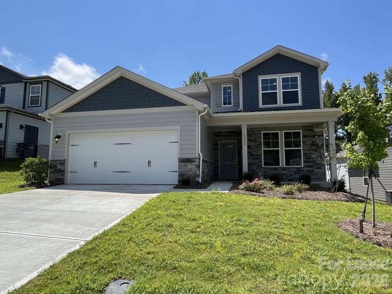 10009 Manor Vista Trail, Kannapolis, NC - 4 beds, 3 baths, 2,712 sqft - $2,600