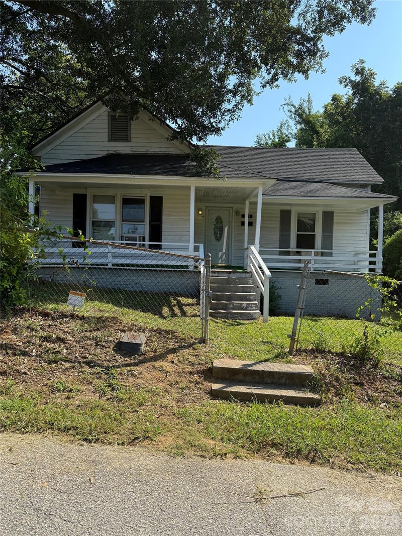 953 14th Street, Lancaster, SC - 3 beds, 1 bath, 1,170 sqft - $120,000