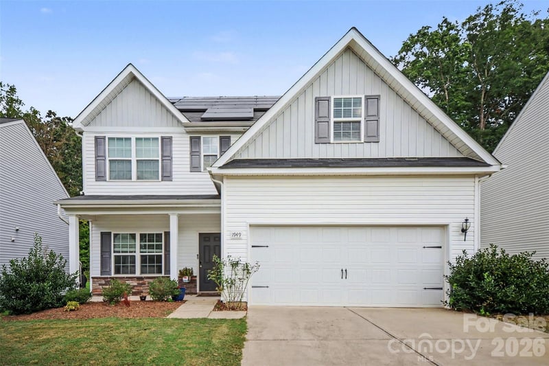 1949 Boulder Court, Gastonia, NC - 4 beds, 2.5 baths, 2,368 sqft - $389,000