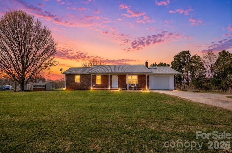 2890 Hobson Road, Cleveland, NC - 3 beds, 2.5 baths, 2,479 sqft - $369,900