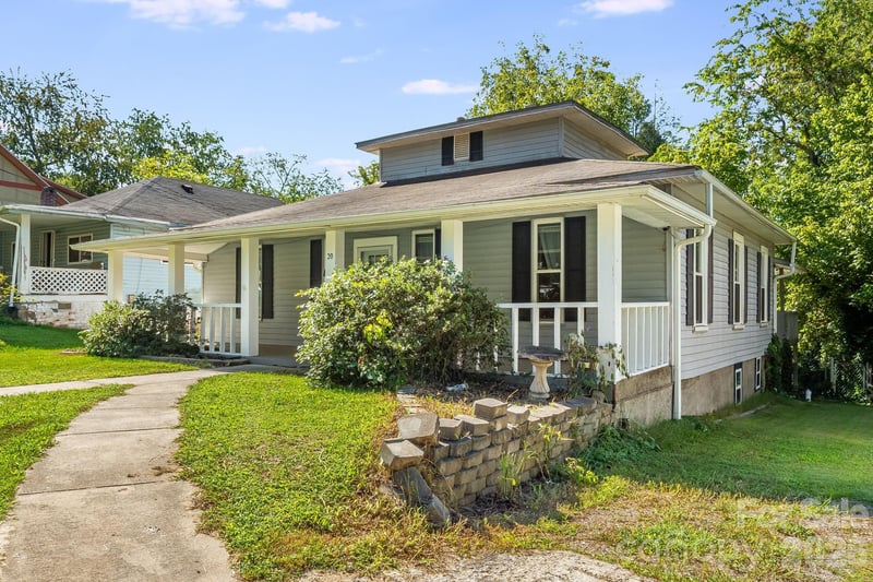 20 Drake Street, Asheville, NC - 3 beds, 2 baths, 1,351 sqft - $350,000