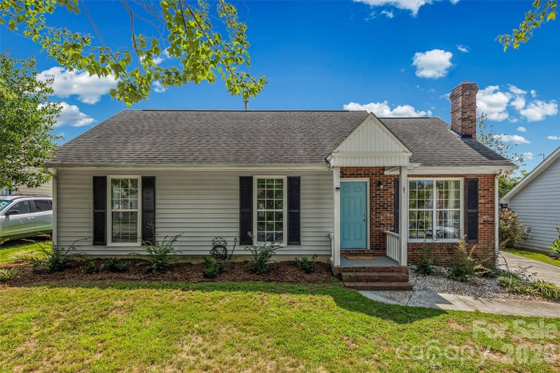 127 Lauren Drive, Indian Trail, NC - 3 beds, 2 baths, 1,156 sqft - $320,000