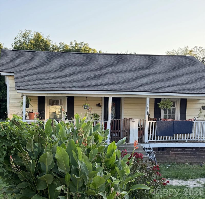 122 Glen Rae Street SW, Concord, NC - 2 beds, 1 bath, 1,030 sqft - $195,000