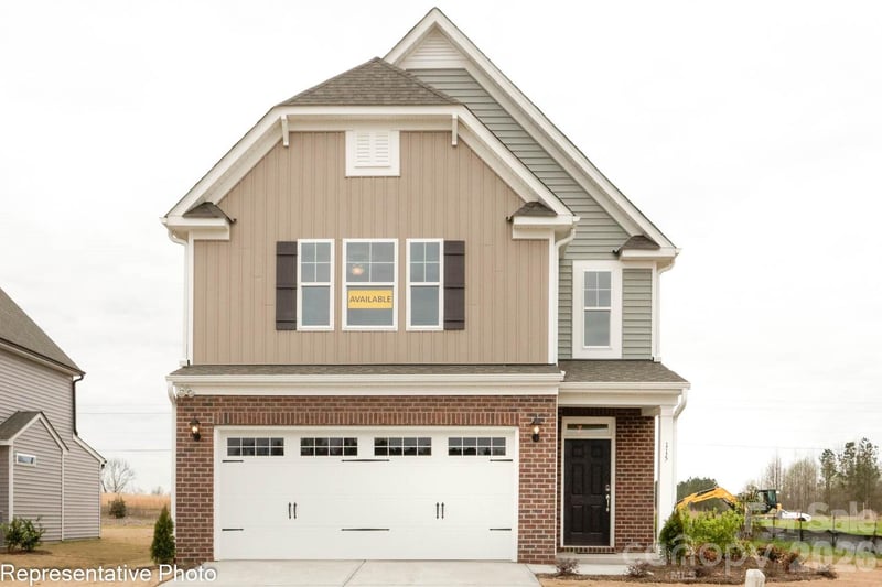 13135 Foxberry Road, Charlotte, NC - 4 beds, 3.5 baths, 2,818 sqft - $469,900