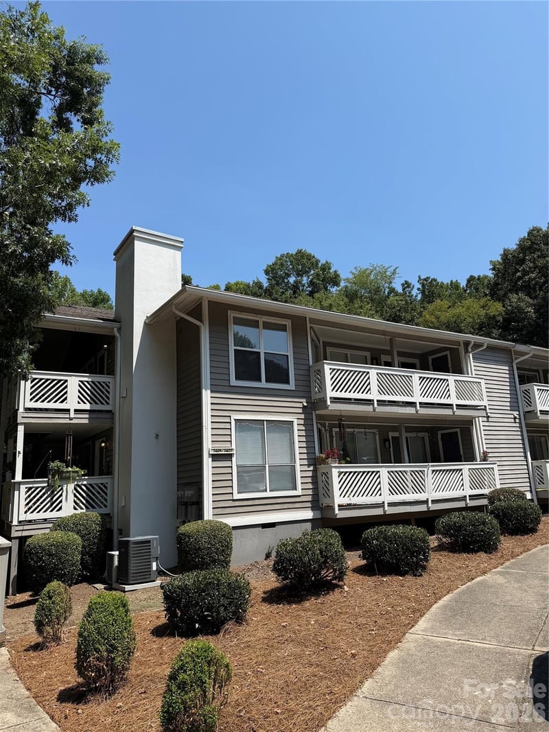 7407 Ashfield Court, Charlotte, NC - 2 beds, 2 baths, 1,144 sqft - $260,000