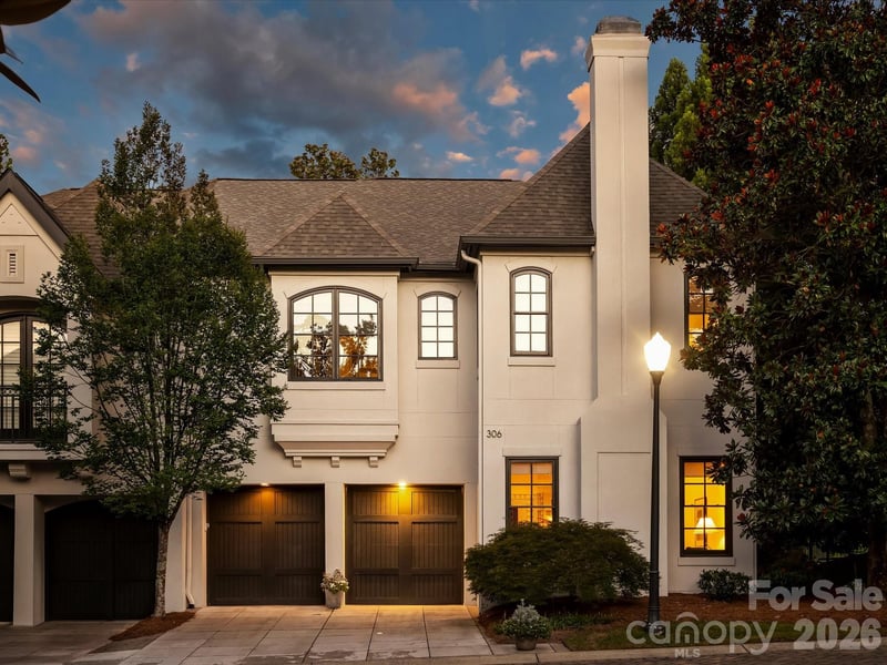 306 Wendover Heights Circle, Charlotte, NC - 3 beds, 2.5 baths, 2,892 sqft - $875,000