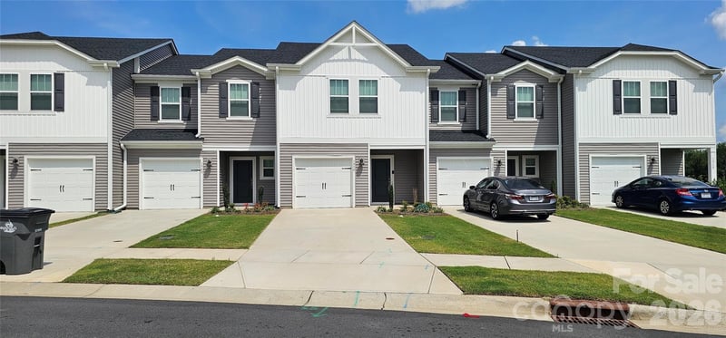 1930 Old Rivers Road, Kannapolis, NC - 3 beds, 2.5 baths, 1,601 sqft - $350,000