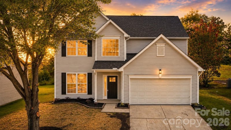 232 Wrayhill Drive, Charlotte, NC - 4 beds, 2.5 baths, 2,122 sqft - $425,000
