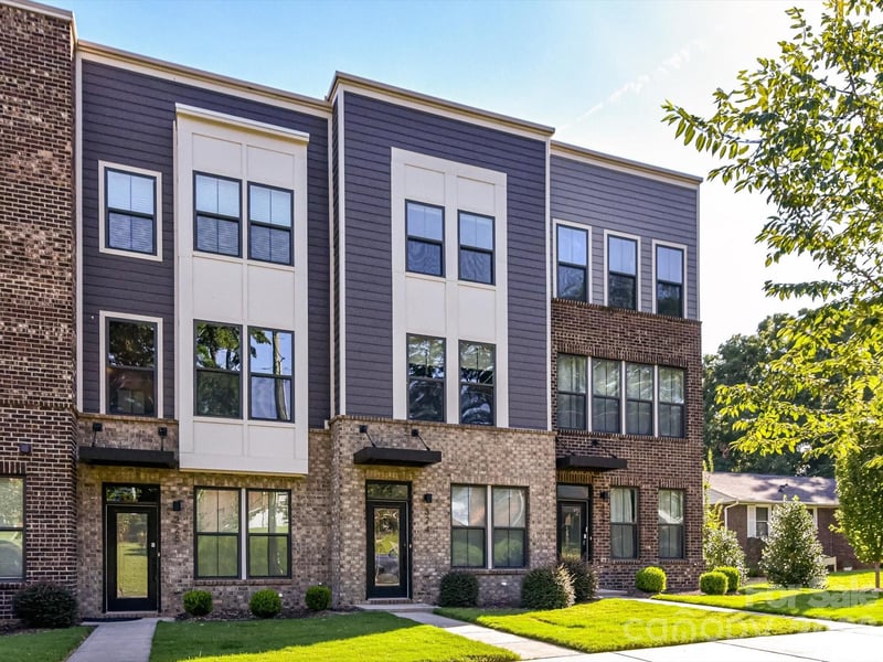 324 Yorkshire Drive, Charlotte, NC - 2 beds, 2.5 baths, 1,282 sqft - $439,000