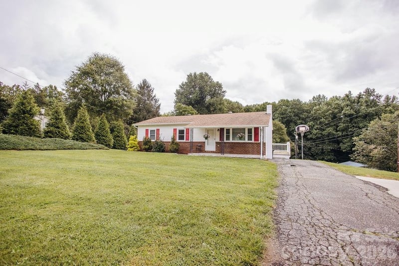 1559 Zion Hill Road, Marion, NC - 3 beds, 1 bath, 1,075 sqft - $280,000