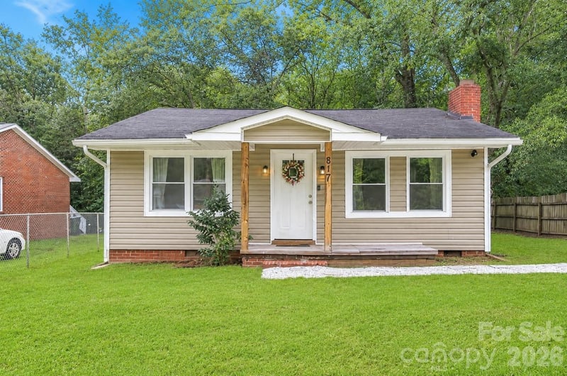 817 E Dunlap Street, Lancaster, SC - 2 beds, 1 bath, 1,020 sqft - $167,300