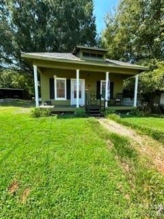 303 W B Street, Newton, NC - 3 beds, 1 bath, 924 sqft - $170,000