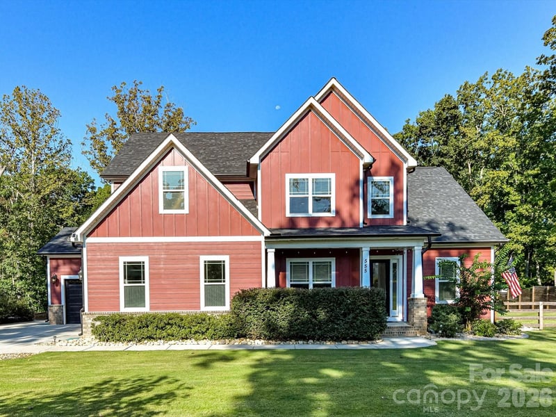 555 Shepherd Lane, Clover, SC - 4 beds, 3.5 baths, 3,813 sqft - $975,000