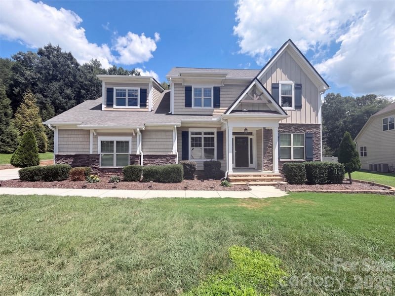 131 Lakeshore Hills Drive, Mooresville, NC - 4 beds, 3.5 baths, 2,722 sqft - $725,000