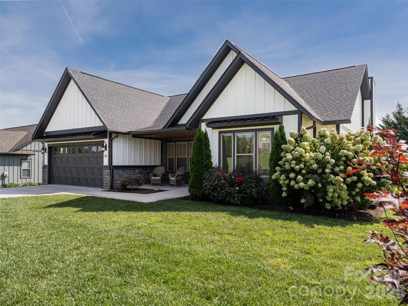46 Solomia Drive, Mills River, NC - 3 beds, 2.5 baths, 2,196 sqft - $900,000