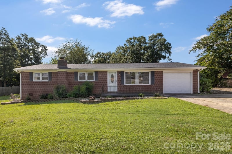 409 Oak Street Extension Apt 40, Forest City, NC - 3 beds, 2 baths, 1,419 sqft - $289,000