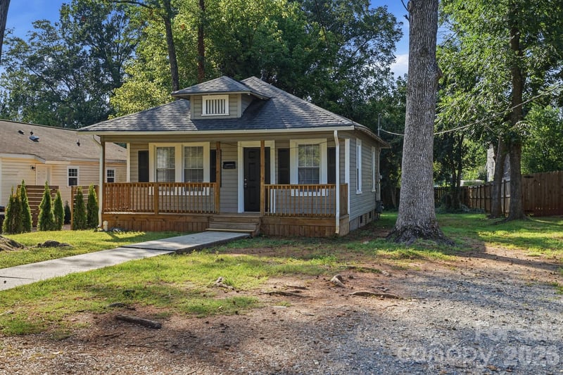 401 Skyland Avenue, Charlotte, NC - 2 beds, 1 bath, 682 sqft - $249,900
