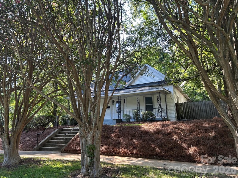 316 W Arch Street, Lancaster, SC - 4 beds, 1 bath, 1,823 sqft - $213,500