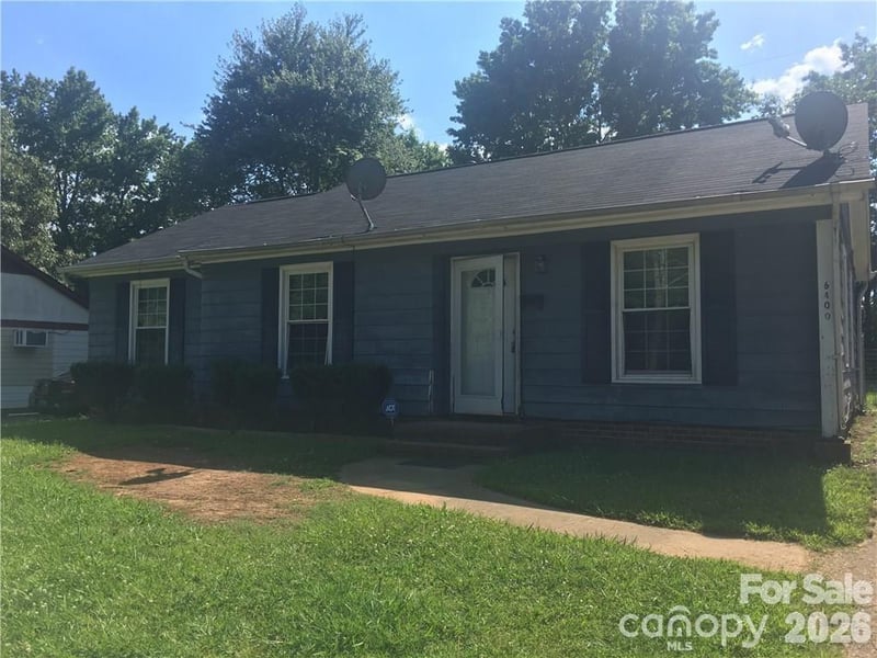 6400 Mcbride Street, Charlotte, NC - 3 beds, 2 baths, 902 sqft - $265,000
