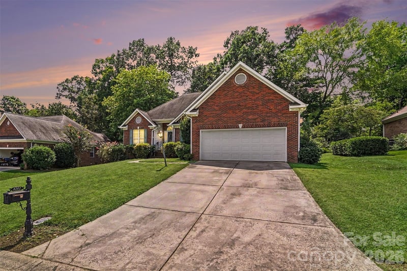 8202 Stevens Mill Road Apt 92, Matthews, NC - 3 beds, 2 baths - $460,000