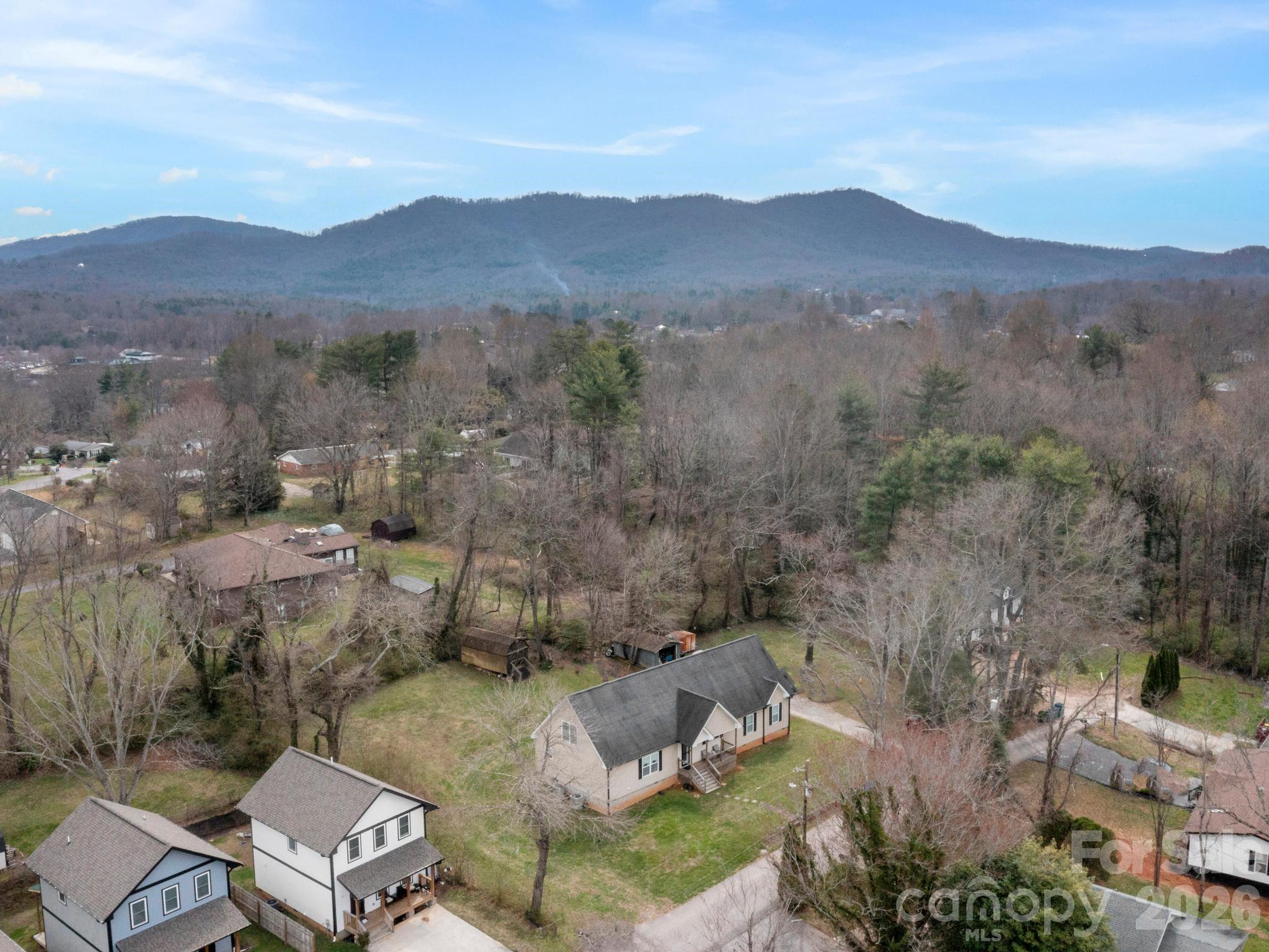 28 Chapel Park Road, Asheville, NC. property listing photo