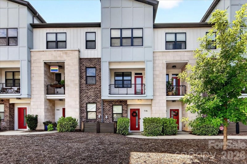 1146 E 36th Street, Charlotte, NC - 2 beds, 2.5 baths, 1,729 sqft - $479,000