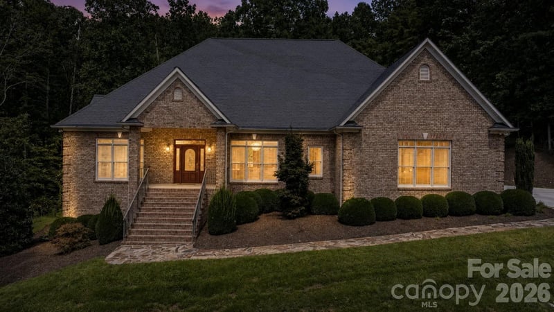 2752 Brittany Drive, Lenoir, NC - 3 beds, 3 baths, 4,244 sqft - $849,000