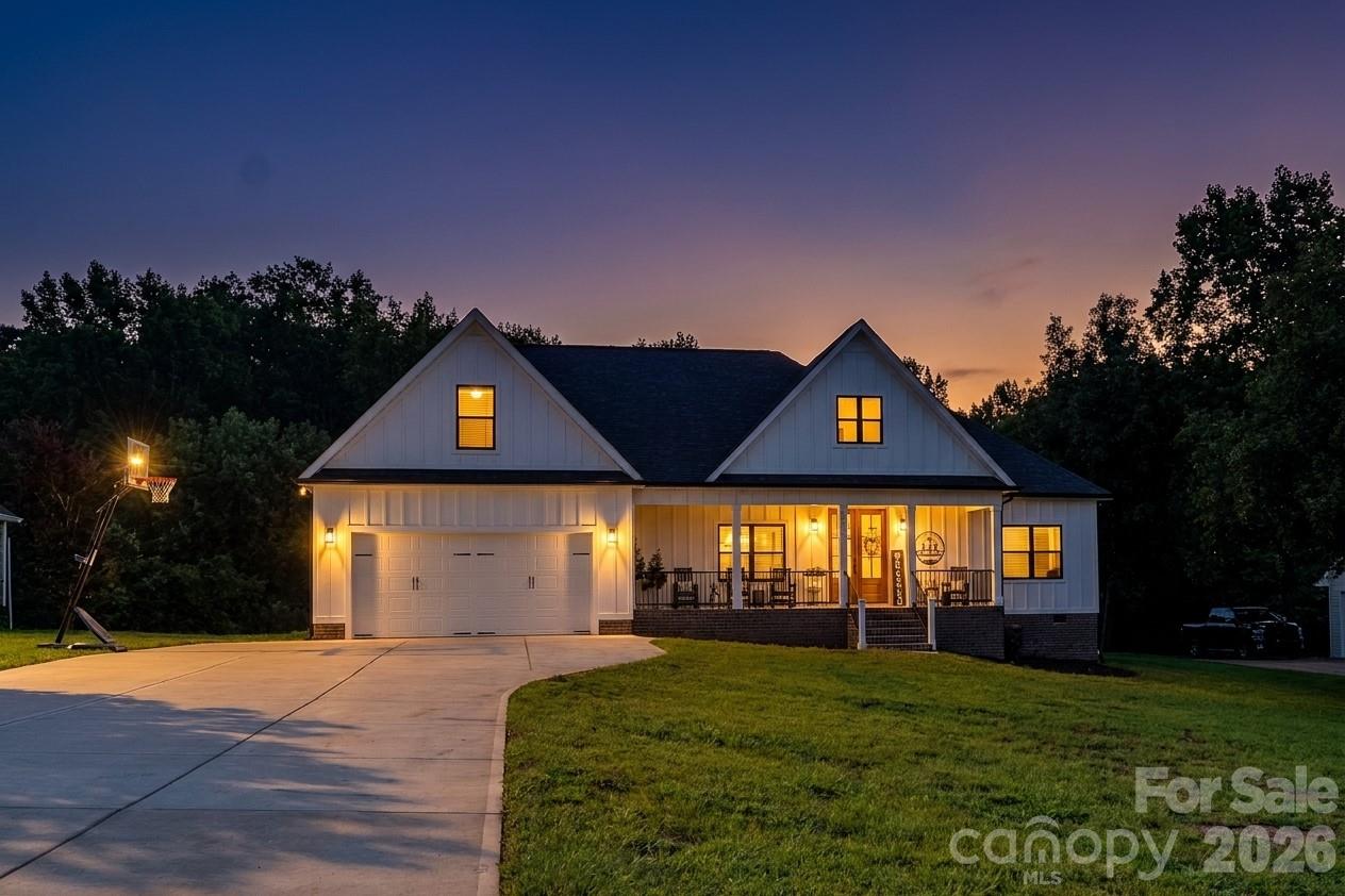 3012 Cedar Point Drive, Shelby, NC. property listing photo