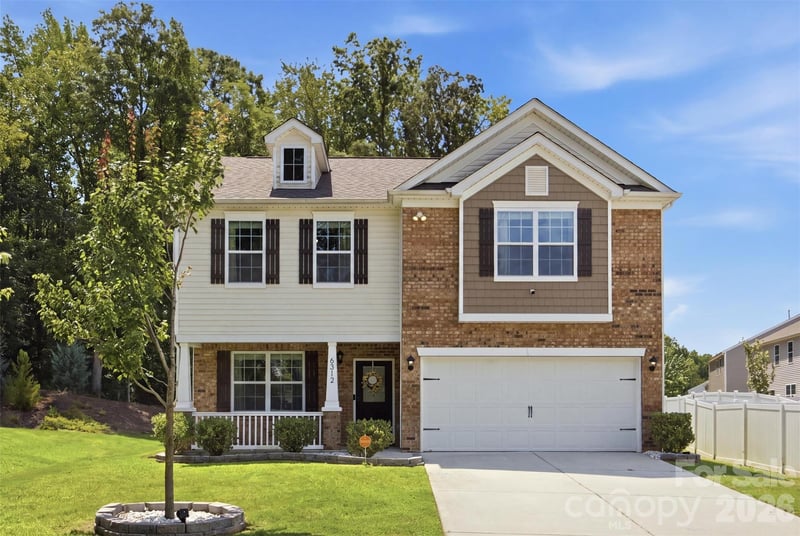6312 Lantern Ridge Road, Charlotte, NC - 3 beds, 2.5 baths, 2,207 sqft - $428,500