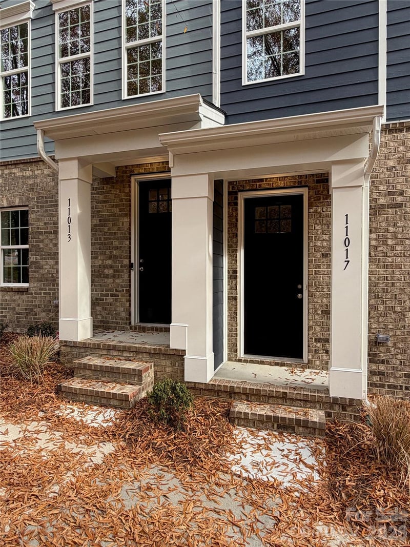 13216 Knockturn Alley Apt 09, Huntersville, NC - 3 beds, 3.5 baths, 2,012 sqft - $437,220