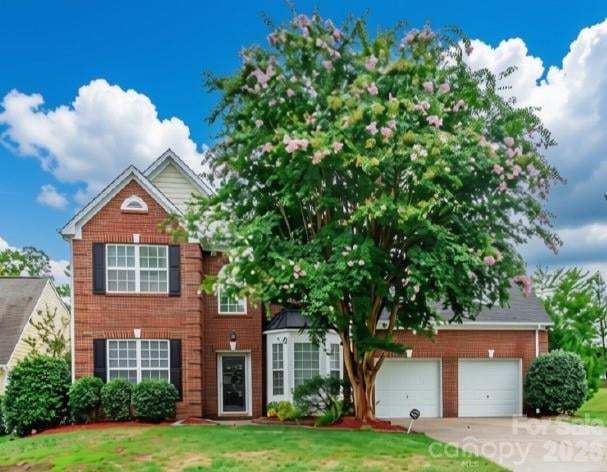 11621 Fox Trot Drive, Charlotte, NC - 4 beds, 2.5 baths, 2,558 sqft - $435,000