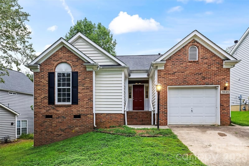 9005 Little Hampton Place, Charlotte, NC - 3 beds, 2 baths, 1,303 sqft - $280,000