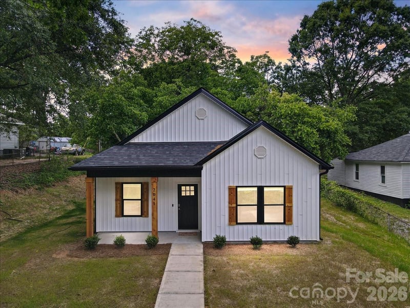2041 S Pine Drive, Gastonia, NC - 3 beds, 2 baths, 1,245 sqft - $275,000