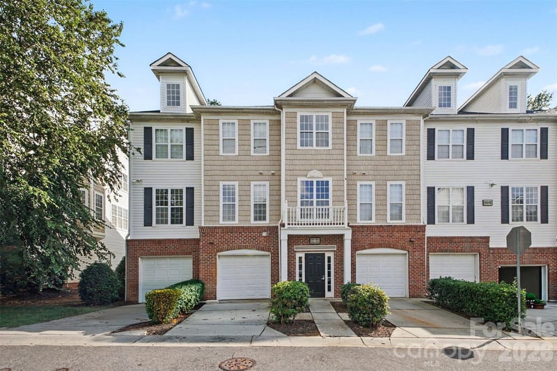 6858 Park Place Drive, Charlotte, NC - 3 beds, 3 baths, 1,609 sqft - $247,500