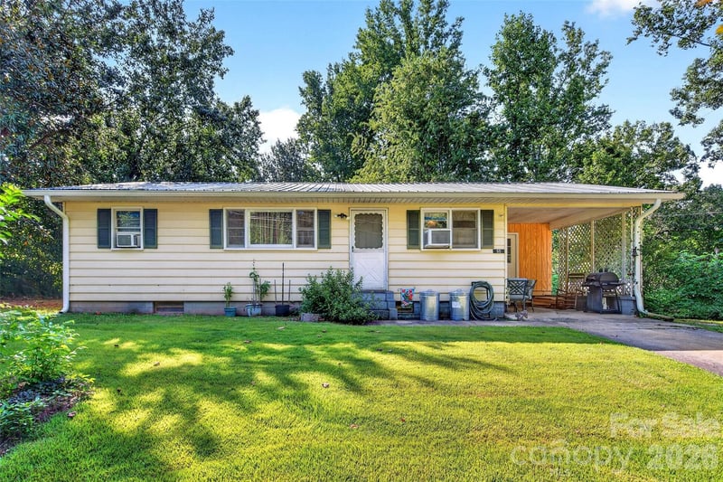55 Edwards Drive, Nebo, NC - 3 beds, 1 bath, 1,013 sqft - $179,000