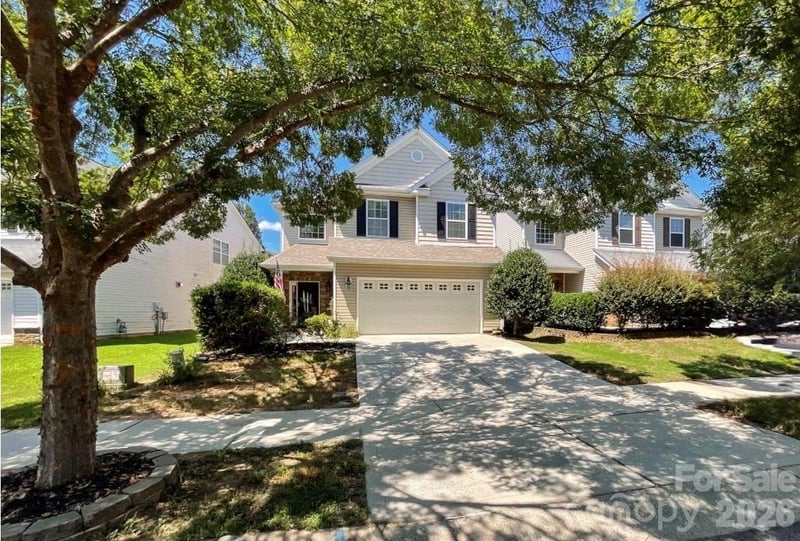 1033 Mountain Laurel Court, Matthews, NC - 4 beds, 2.5 baths, 2,146 sqft - $429,900