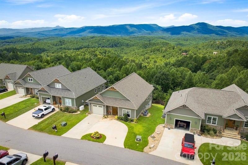 1386 River Club Ridge, Lenoir, NC - 3 beds, 3 baths, 2,356 sqft - $849,900