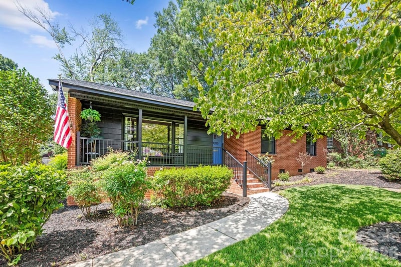 4200 Murrayhill Road, Charlotte, NC - 3 beds, 2 baths, 1,304 sqft - $625,000