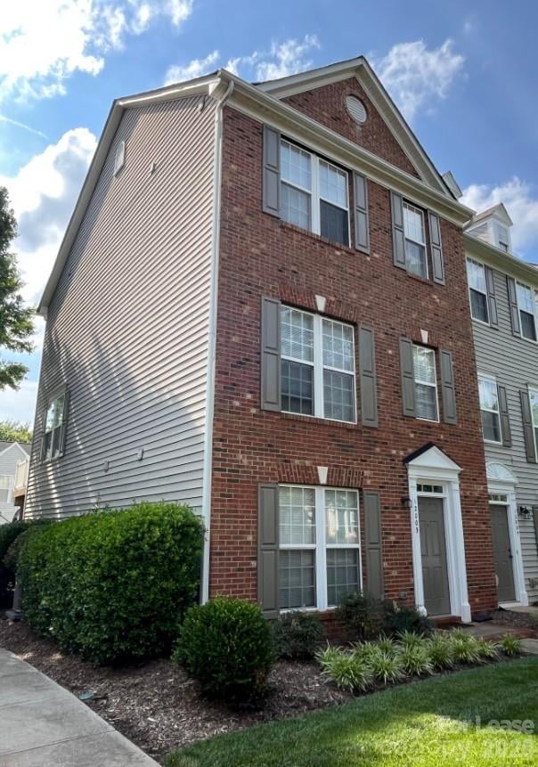 12003 Duke Lancaster Drive, Charlotte, NC - 3.5 baths, 2,229 sqft - $2,200