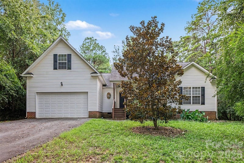 9223 Ladson Road, Indian Land, SC - 3 beds, 3 baths, 2,058 sqft - $450,000
