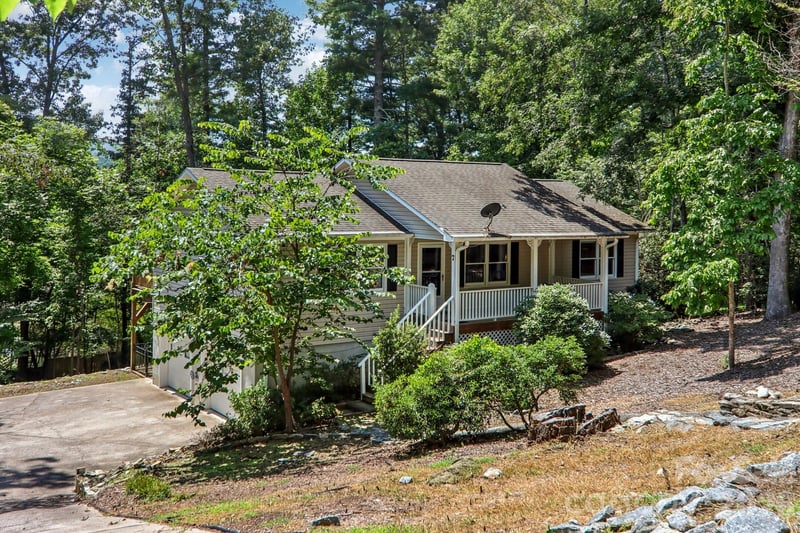 7 Maple Leaf Drive, Hendersonville, NC - 3 beds, 2 baths, 2,062 sqft - $479,900