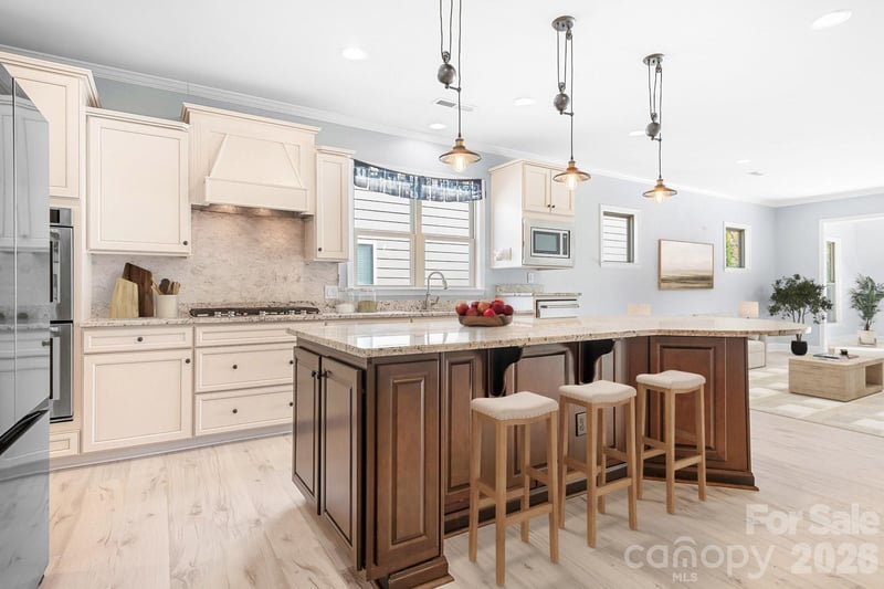 910 Kirby Drive, Fort Mill, SC - 2 beds, 2 baths, 2,177 sqft - $589,000