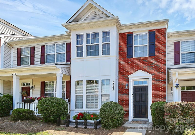 7345 Laurel Valley Road, Charlotte, NC - 2 beds, 2.5 baths, 1,516 sqft - $274,900