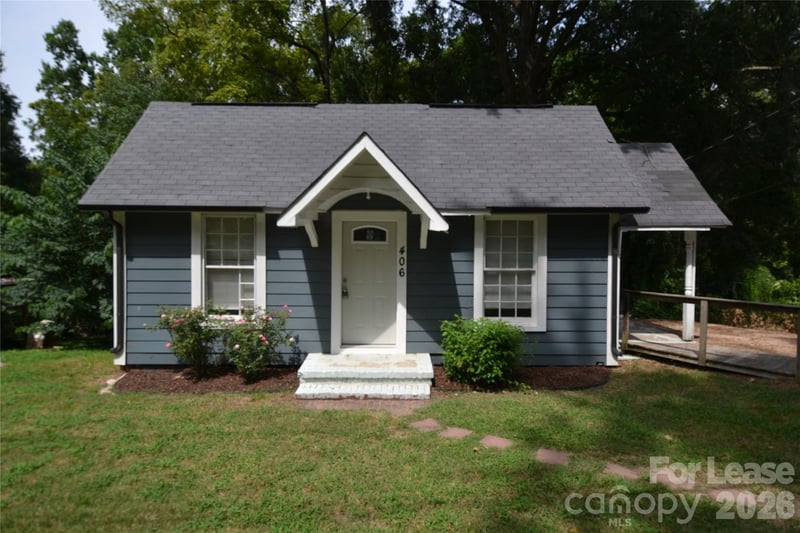 406 W 9th Street, Kannapolis, NC - 2 beds, 1 bath, 780 sqft - $1,200